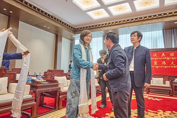 “文化西藏 天上画卷”高原高峰艺术家西藏行写生活动正式启动(图2)