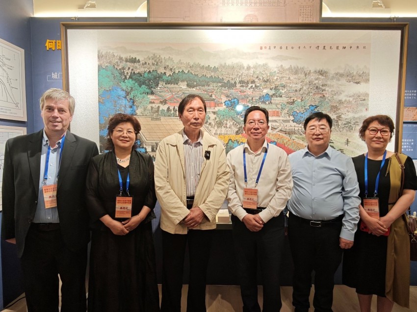 丹青绘中轴 文脉永传承  &mdash;&mdash;&ldquo;庆祝北京中轴线申遗成功一周年&middot;杨留义北京中轴线城市山水画展&rdquo;在京开幕(图4)