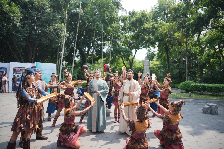 “官为民役”千年回响 民族歌剧新翻柳枝——专家、观众热议民族歌剧《柳柳州》(图5)