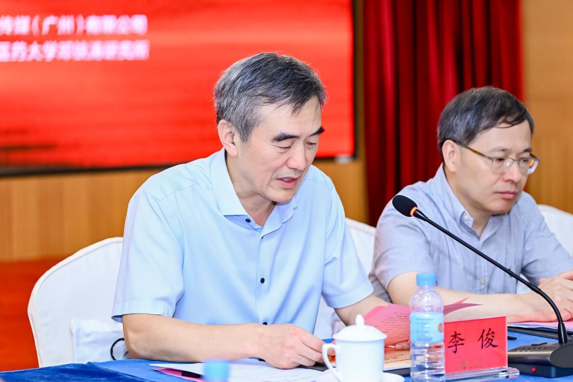 铭刻“中医旗手”百年心路，铸就中医复兴影像丰碑——纪录电影《国医魂·邓铁涛》剧本研讨会在广州举行(图7)