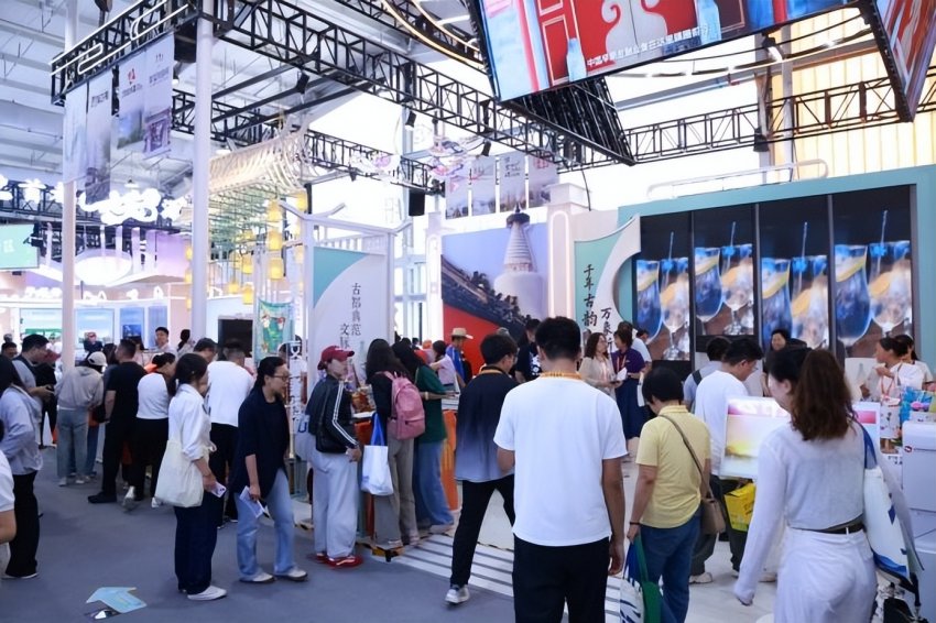 科技赋能古都新韵 2025年服贸会文旅服务专题西城展圆满落幕(图4)