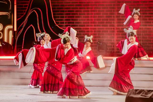 云水之间 长城有约——2025北京长城文化节怀柔黄花城水长城专场盛大启幕(图5) 云水之间 长城有约——2025北京长城文化节怀柔黄花城水长城专场盛大启幕(图5)