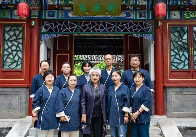 蘅芜闻香传非遗——大观园红楼制香香艺师培训班圆满结业(图3) 蘅芜闻香传非遗——大观园红楼制香香艺师培训班圆满结业(图3)