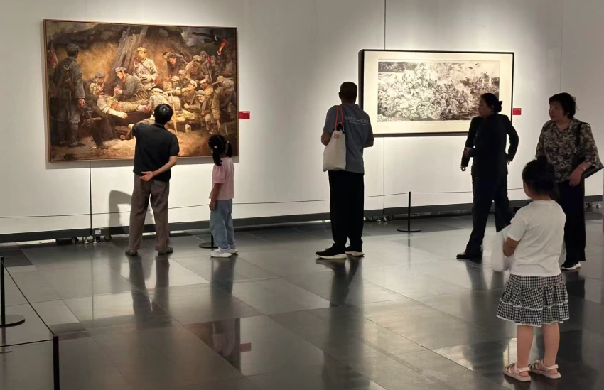 “信仰长歌”纪念红军长征胜利90周年暨弘扬长征精神作品巡展在安徽省美术馆展出(图10) “信仰长歌”纪念红军长征胜利90周年暨弘扬长征精神作品巡展在安徽省美术馆展出(图10)