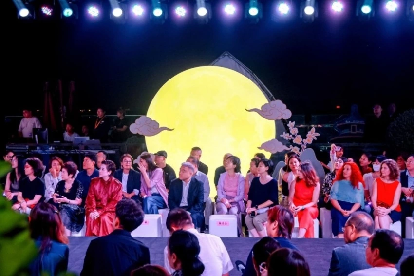 观坛赏月 珠连五洲——2026第九届北京红桥国际珍珠文化节正式启幕(图22) 观坛赏月 珠连五洲——2026第九届北京红桥国际珍珠文化节正式启幕(图22)